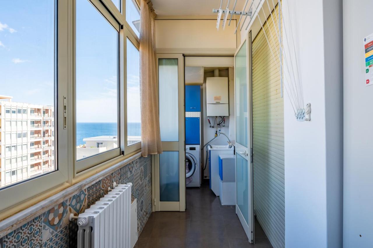 Catania Seaview Apartment With Balcony المظهر الخارجي الصورة