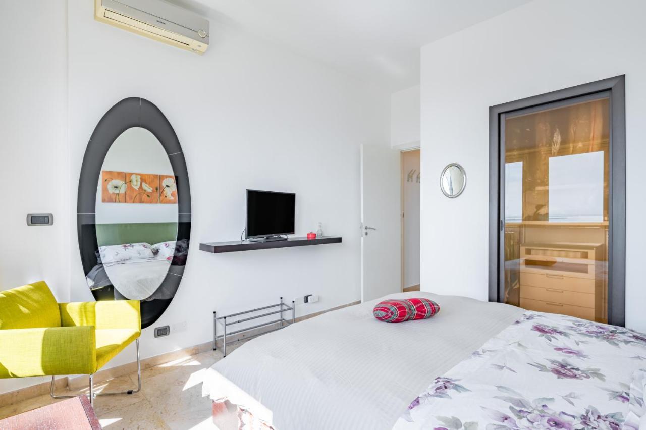 Catania Seaview Apartment With Balcony المظهر الخارجي الصورة